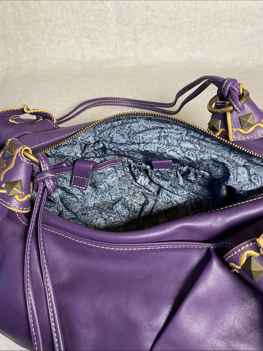 Purple Leather Shoulder Bag with Decorative Gold Accents - Picture 5 of 9